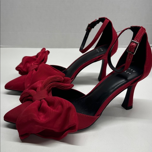 A New Day Grace Heels Pointed Toe Adjustable Ankle Strap Bow Holiday Red 6.5 - Picture 2 of 10